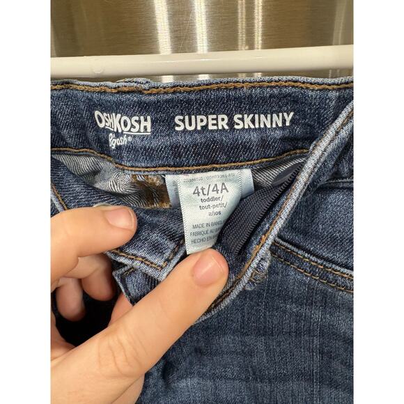 5/$25 Super Skinny Jeans - Oshkosh B'Gosh - 4T - Picture 3 of 3